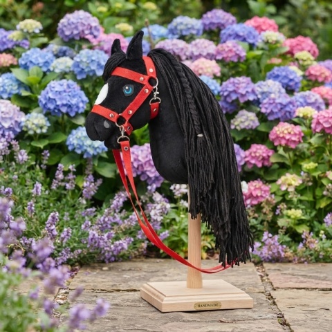 Hobby Horse A3 "Raven" + kantar + wodze
