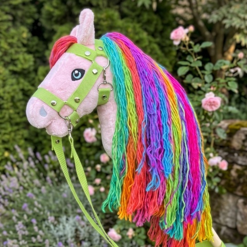 Hobby Horse A4 różowy "Candy" + kantar + wodze