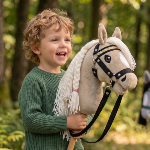 Hobby Horse Sunny Palomino A4 + stajnia + kantar + wodze